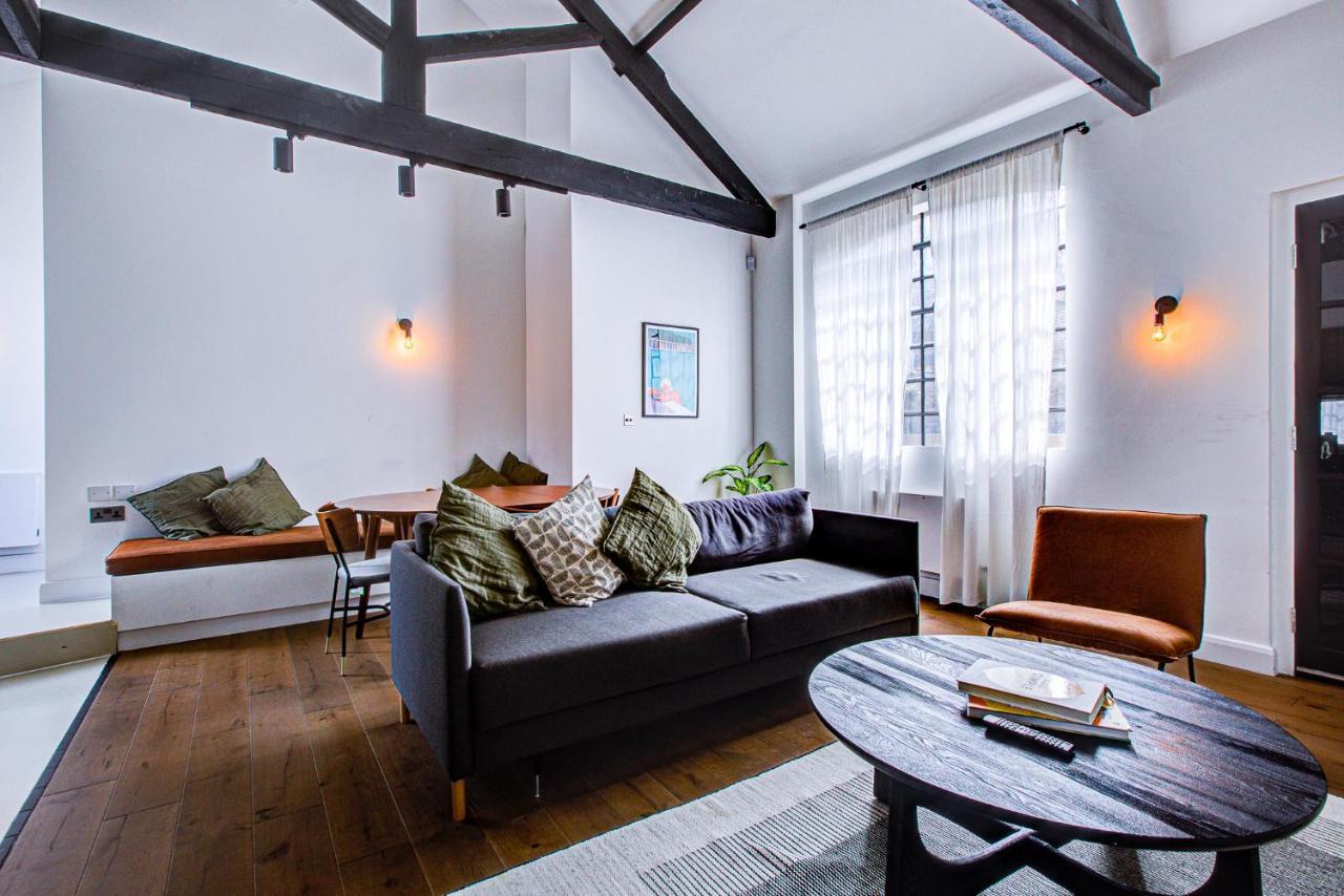 Stylish 1br Unit, Super Fast Internet, Gated Complex - Near Queen's Park! Appartamento *
