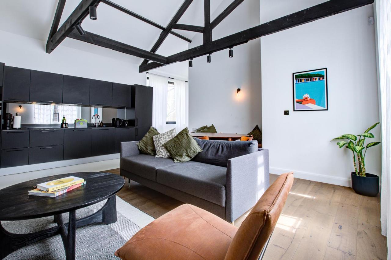 Stylish 1br Unit, Super Fast Internet, Gated Complex - Near Queen's Park! Appartamento