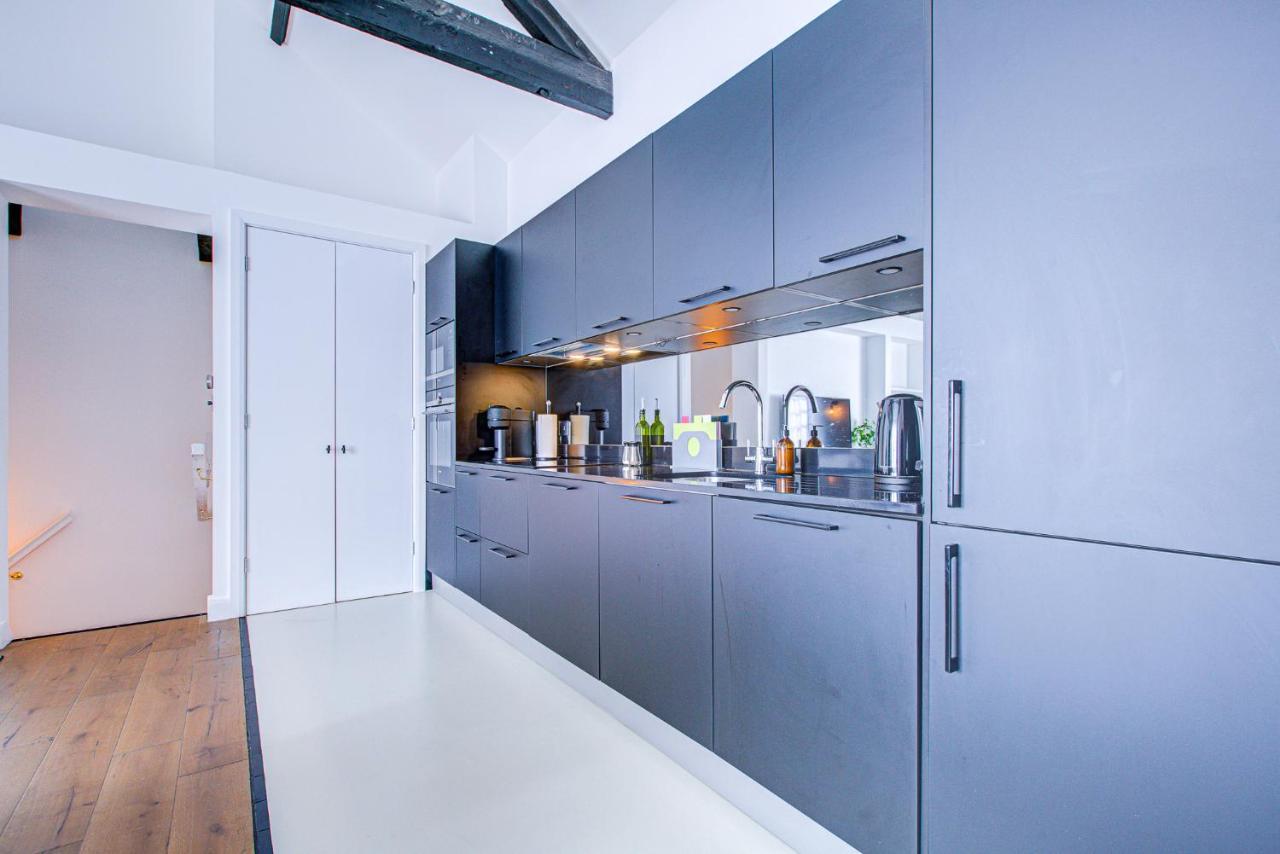 Appartamento Stylish 1br Unit, Super Fast Internet, Gated Complex - Near Queen's Park!