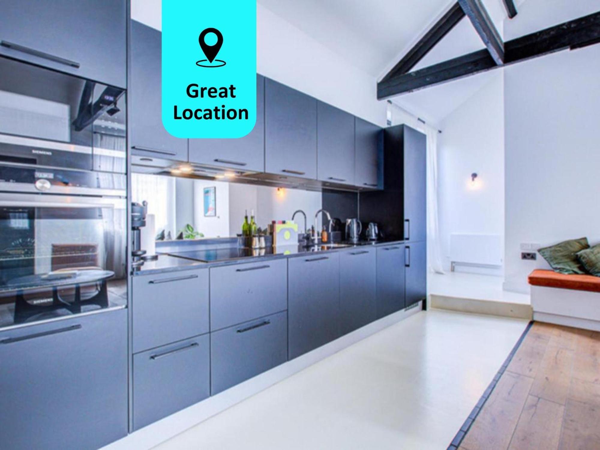 Appartamento Stylish 1br Unit, Super Fast Internet, Gated Complex - Near Queen's Park! *